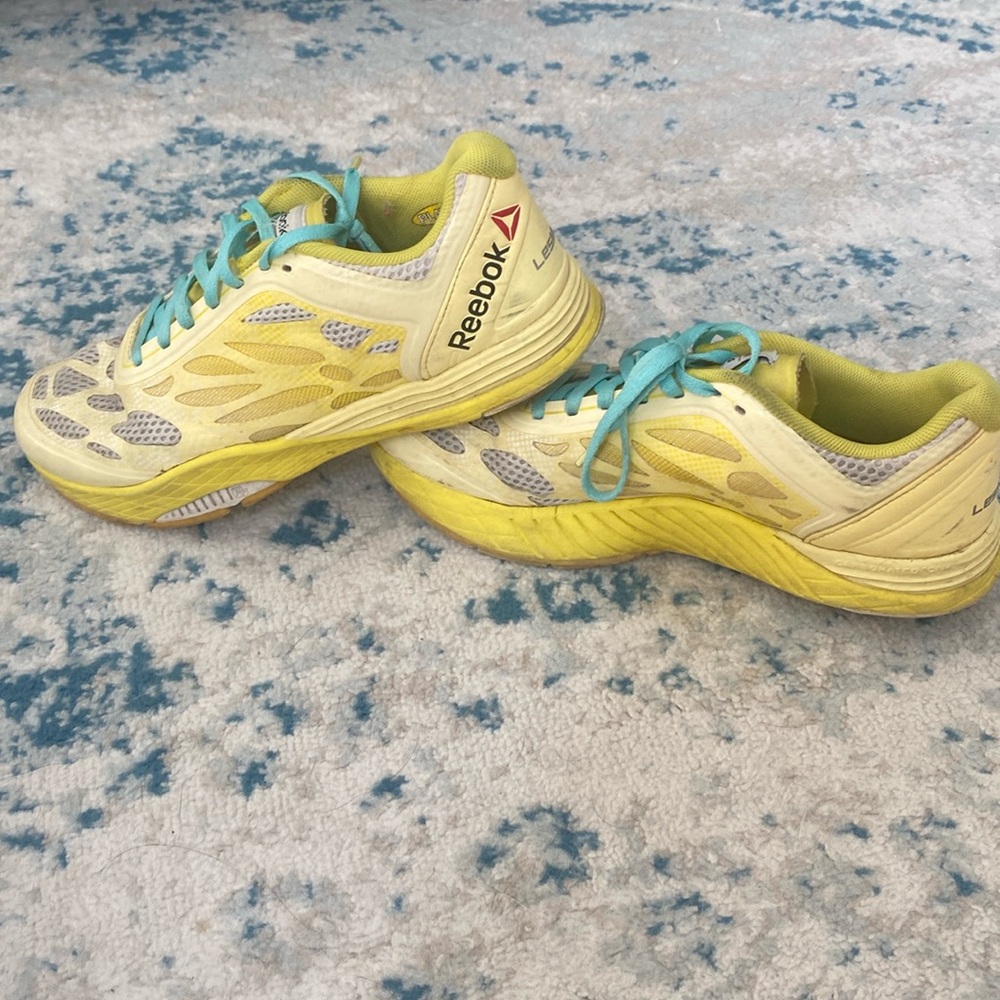 Les mills yellow Reebok